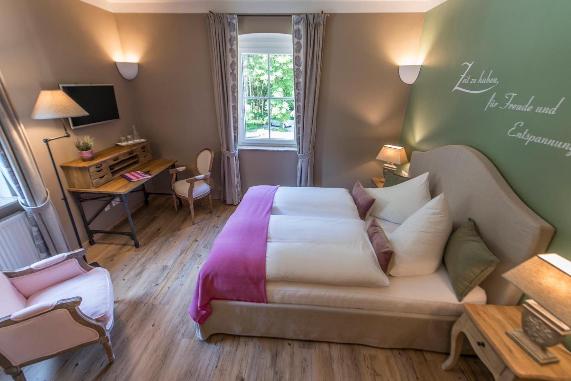Waldruhe - Bett, Fruehstueck & Ein Laecheln Bed & Breakfast Bad Aussee Bagian luar foto