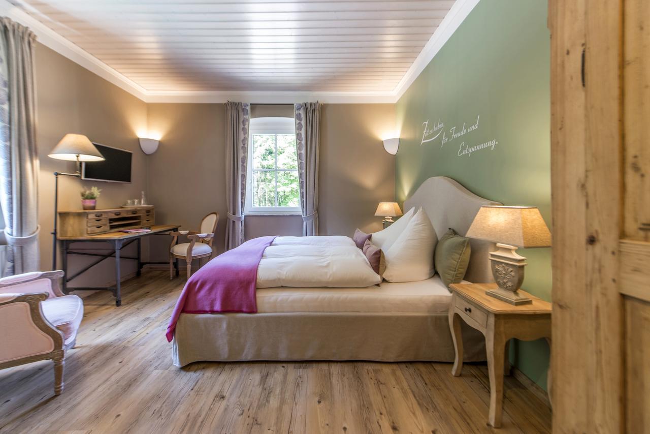 Waldruhe - Bett, Fruehstueck & Ein Laecheln Bed & Breakfast Bad Aussee Bagian luar foto